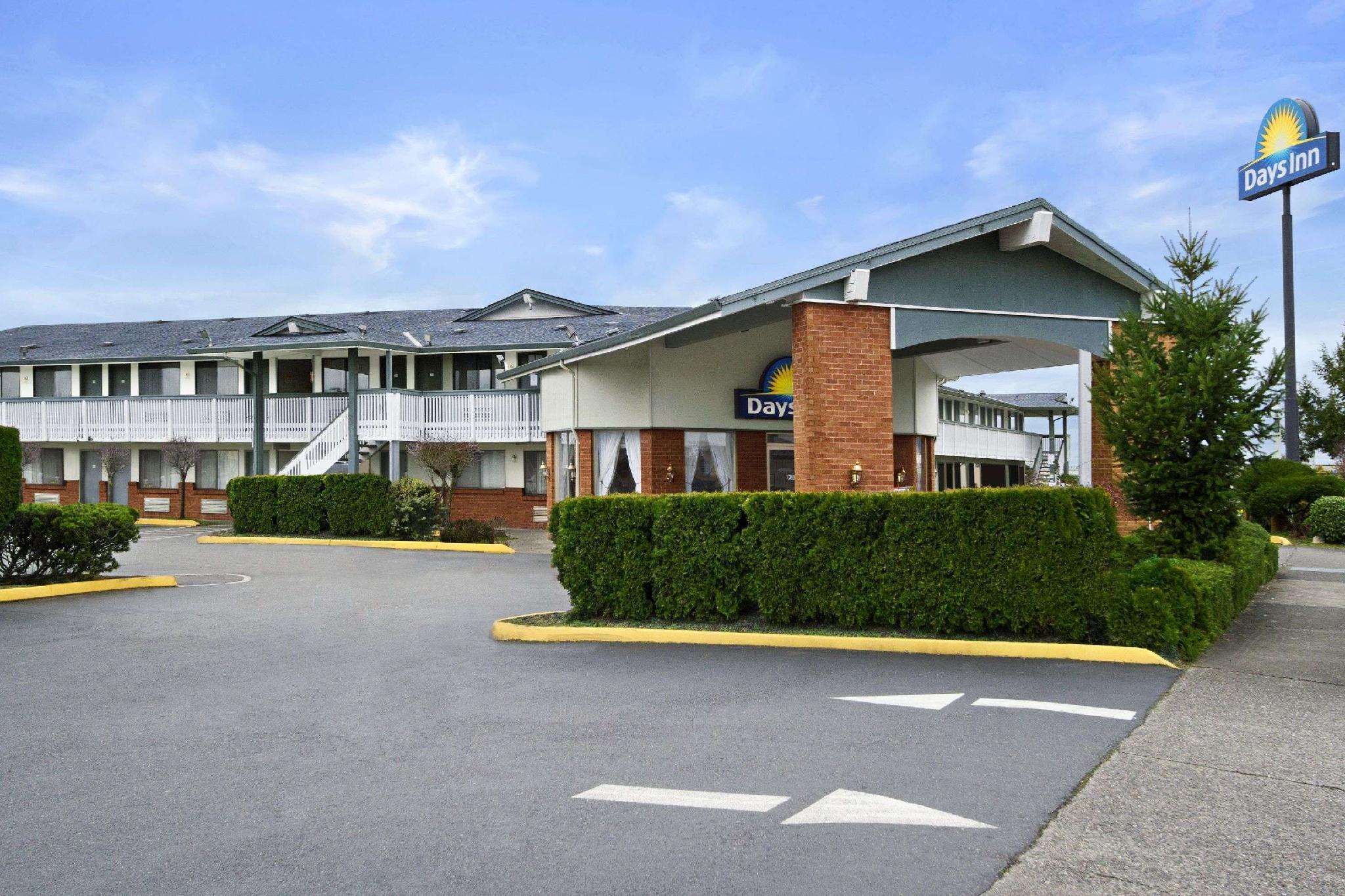 Days Inn By Wyndham Оберн Экстерьер фото